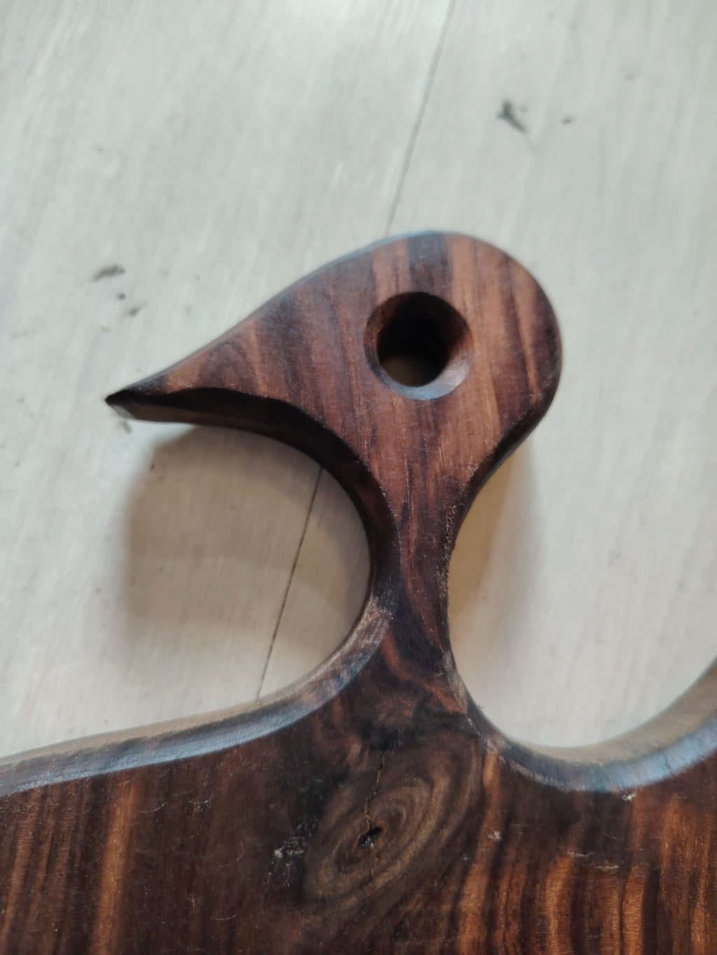 Tagliere in noce effetto fulmine